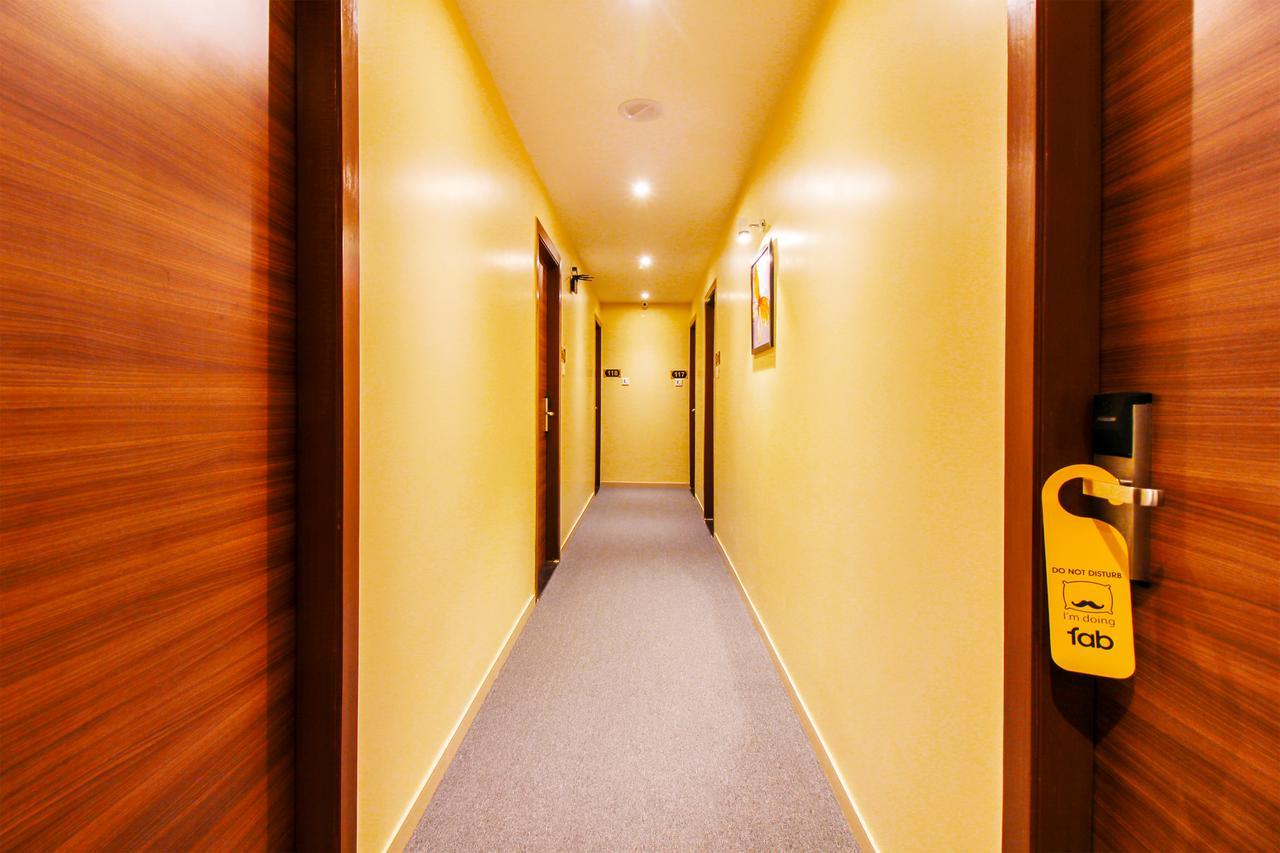 Hygenic Hotel Lotus Grand Andheri Bombaim Exterior foto